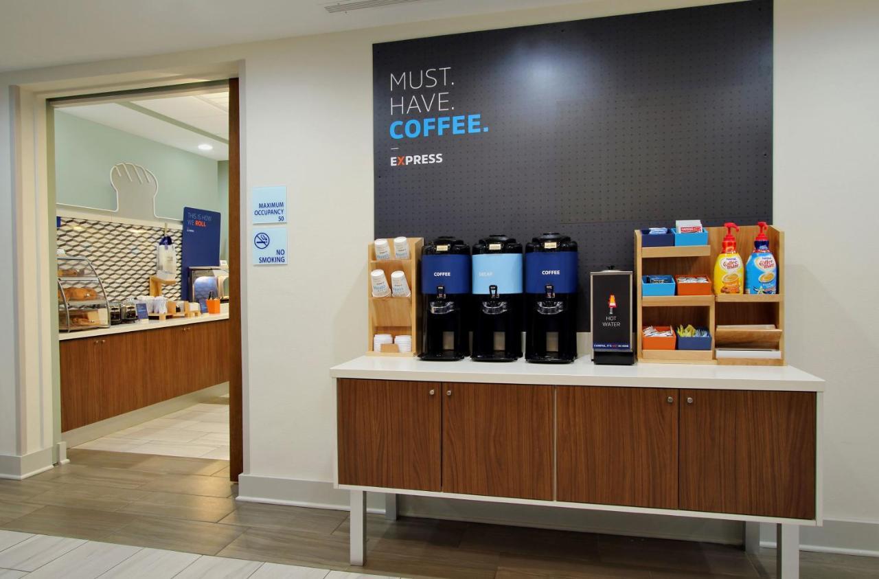 Holiday Inn Express Rochester - University Area By Ihg Luaran gambar